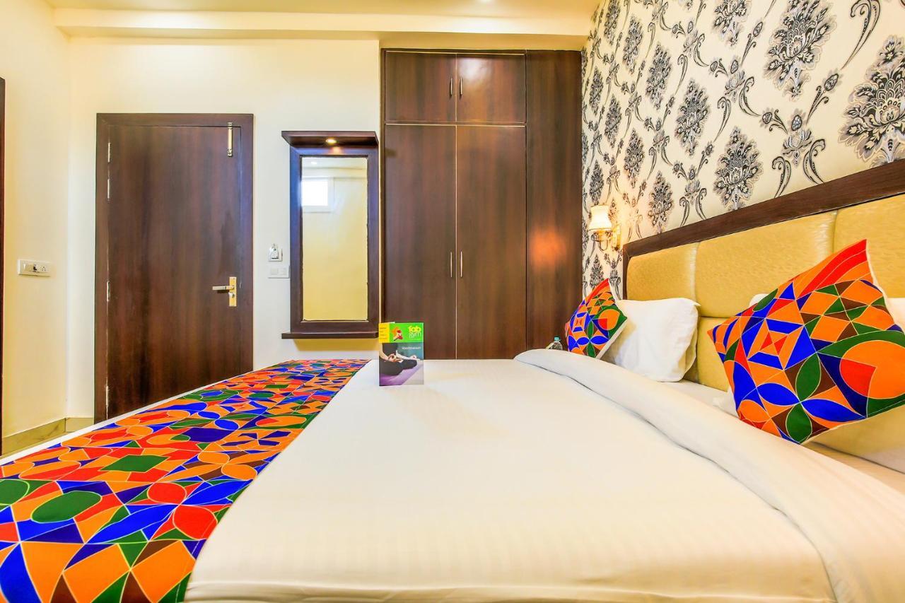 Fabhotel Star Of Taj Restobar Fatehabad Road Agra  Ngoại thất bức ảnh